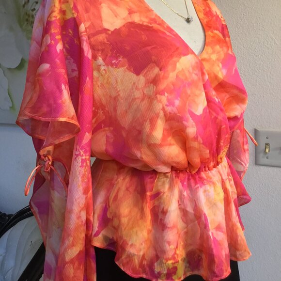 GUESS Printed Blouse Top Long Slit Sleeve Wrapped Ruched Waisted Chiffon S - Picture 8 of 11